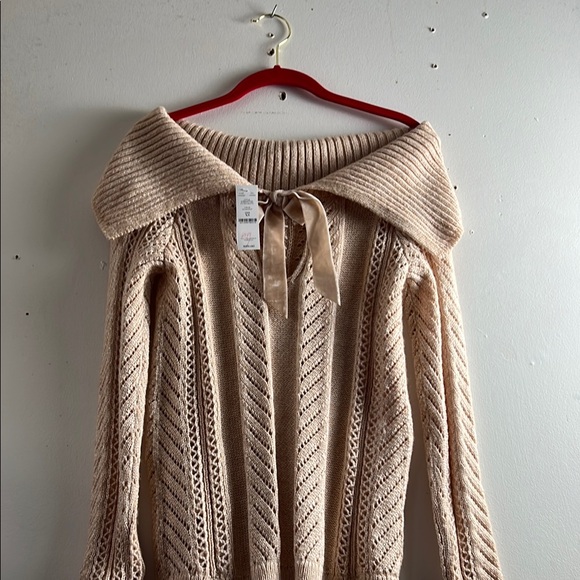 XS antique blush open cable knit sweater with front bow - Picture 1 of 10